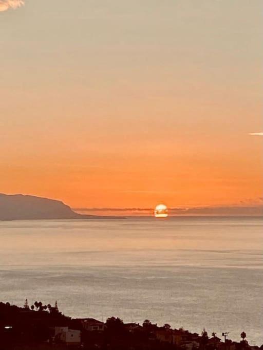 Vivienda Vacacional Con Vistas. Lejlighed Sauzal Eksteriør billede